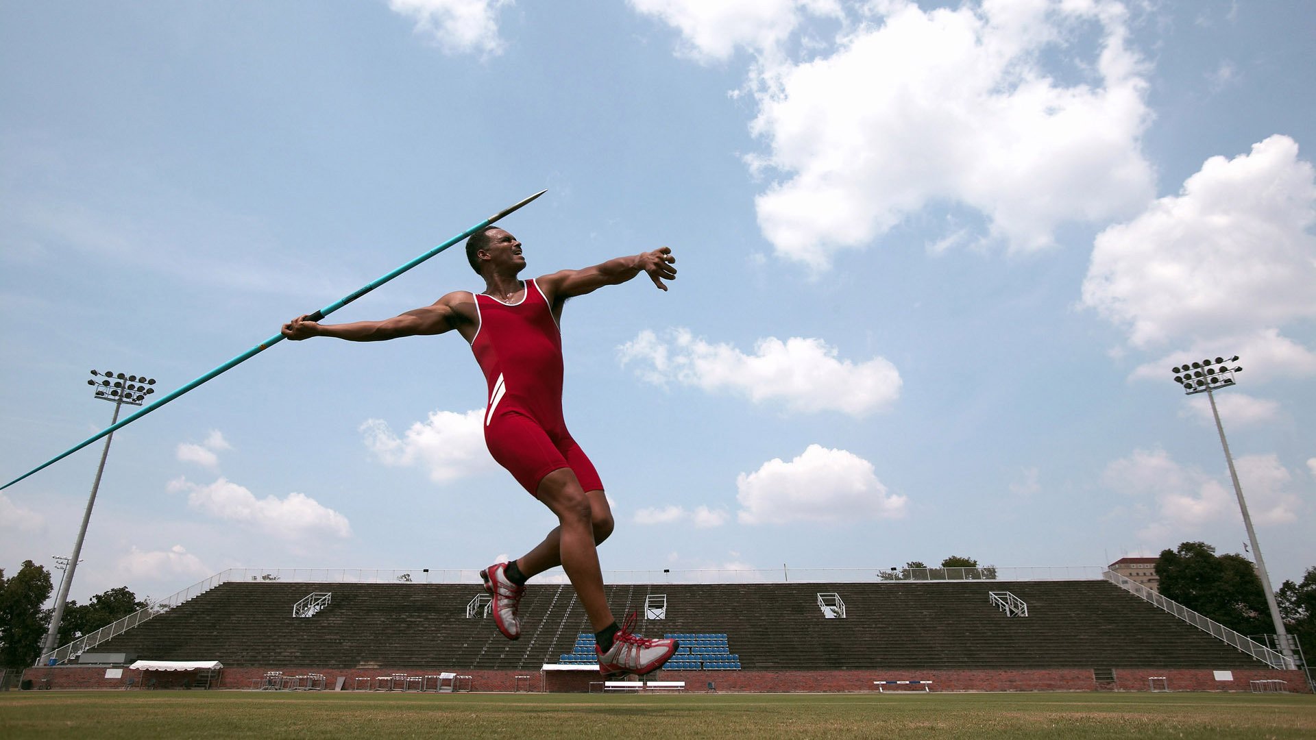 从青训到职业，打造完整足球人才培养体系，培养一个足球人才需要什么