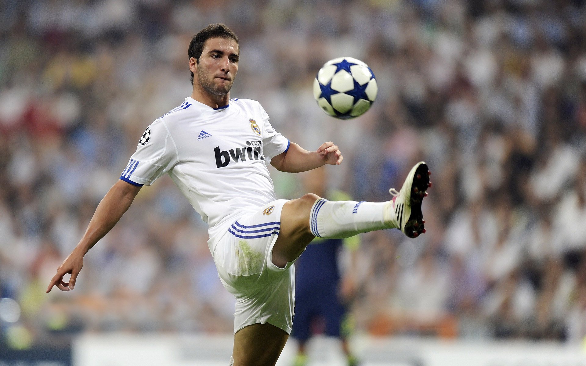 尤文图斯防守反击战术：成功限制对手主攻线，尤文图斯后防线组合